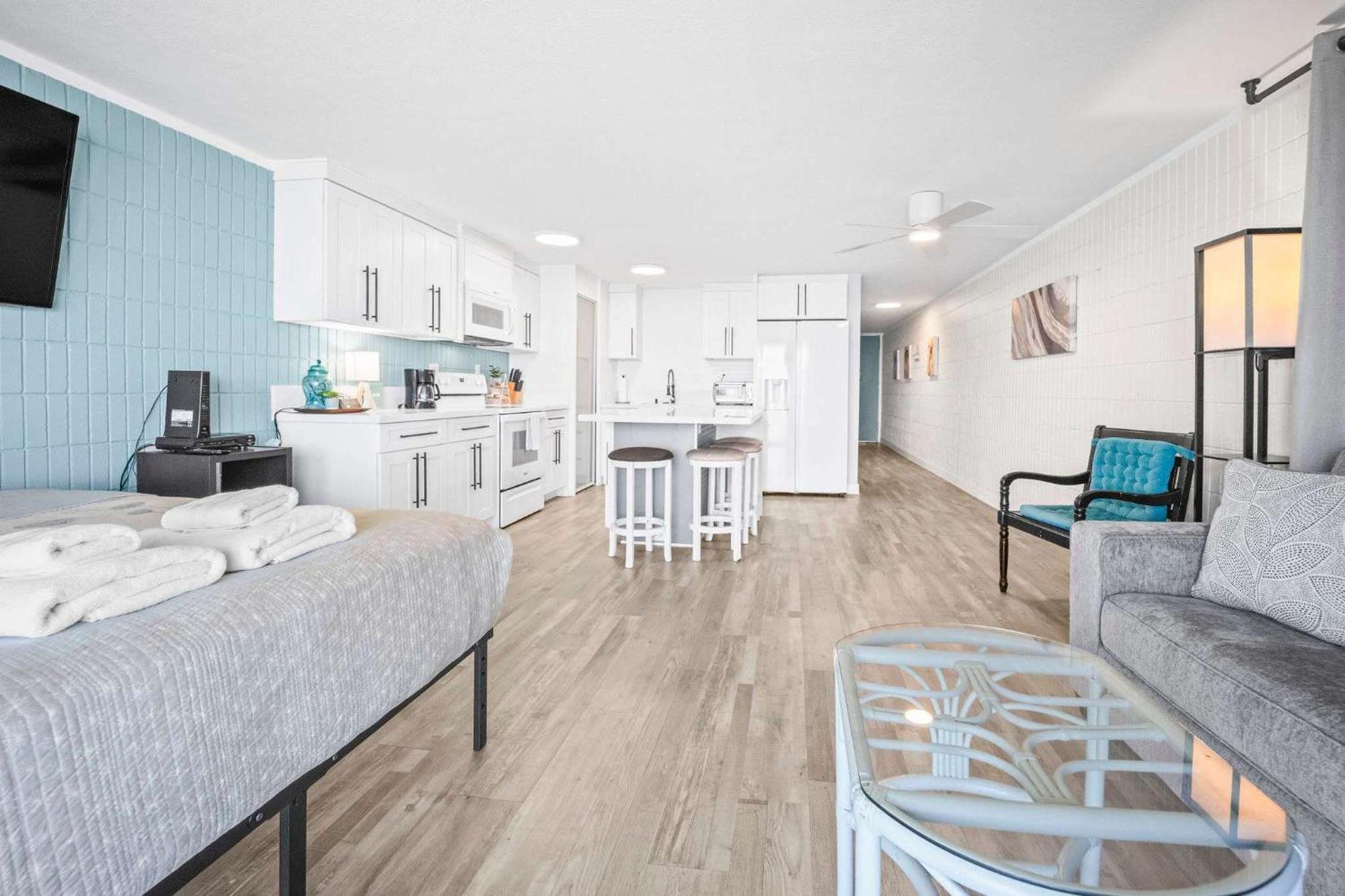 Beautiful Beachfront Condo Laie Buitenkant foto