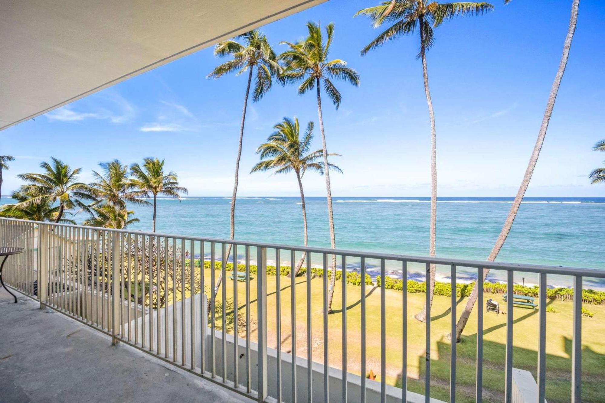 Beautiful Beachfront Condo Laie Buitenkant foto